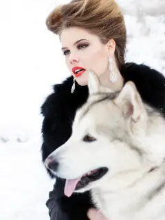 Verkauft an den Lykan-König zur Leihmutterschaft